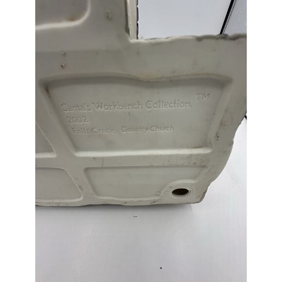 Santa’s Workbench Collection 2002 Country Church Lighted Christmas Village - Picture 9 of 12